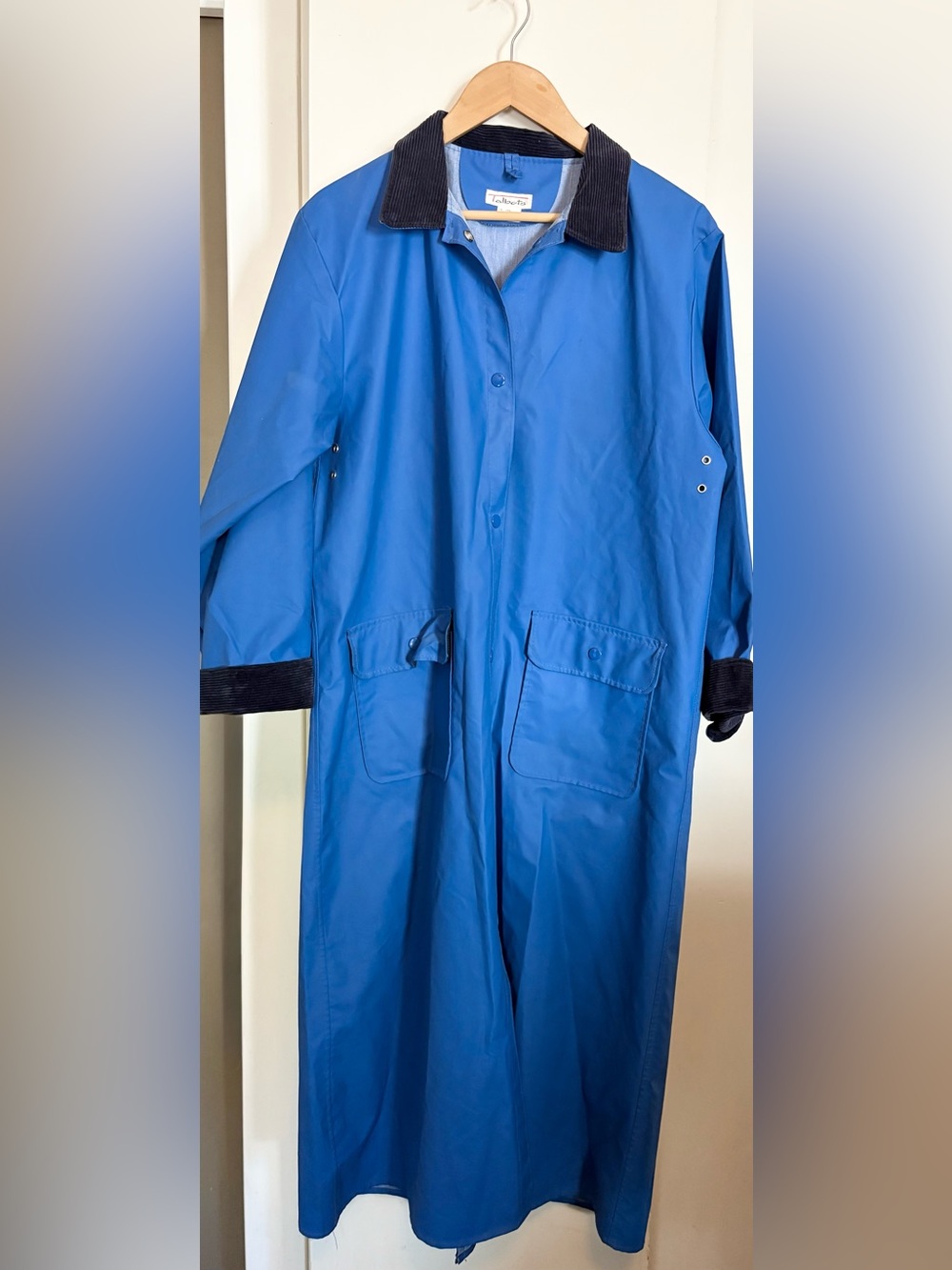 Women’s Vintage Talbots Raincoat